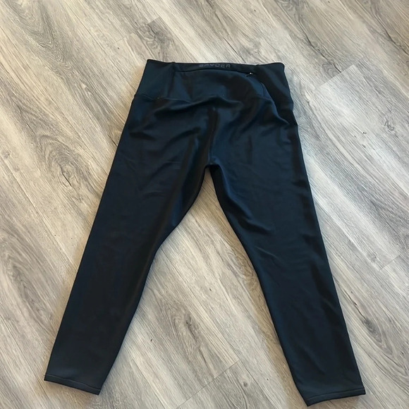 Spyder black Capri pants size medium - Picture 10 of 12